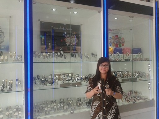 Jam ternama yang tersedia di Watch Square di Jalan Diponogoro Kota Jambi